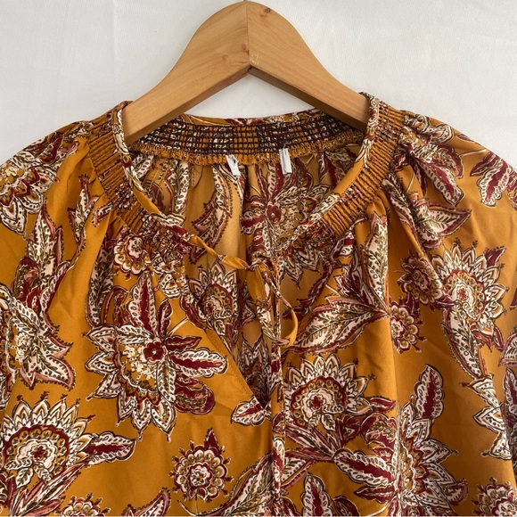 Evereve Britta Border Print Peasant Blouse Yellow Mustard xs New without tags - Picture 6 of 10
